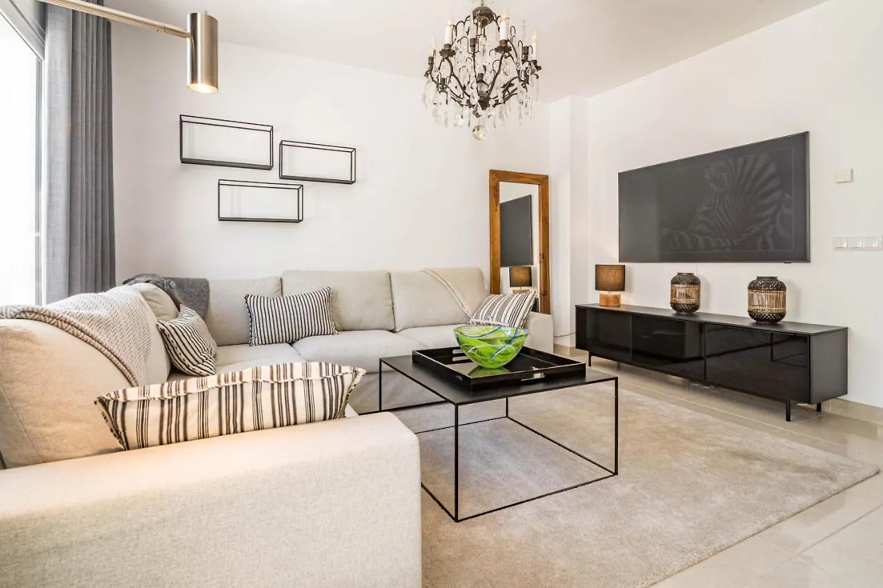 Lvb - Casa Linda Vista By Roomservices Marbella 0*,